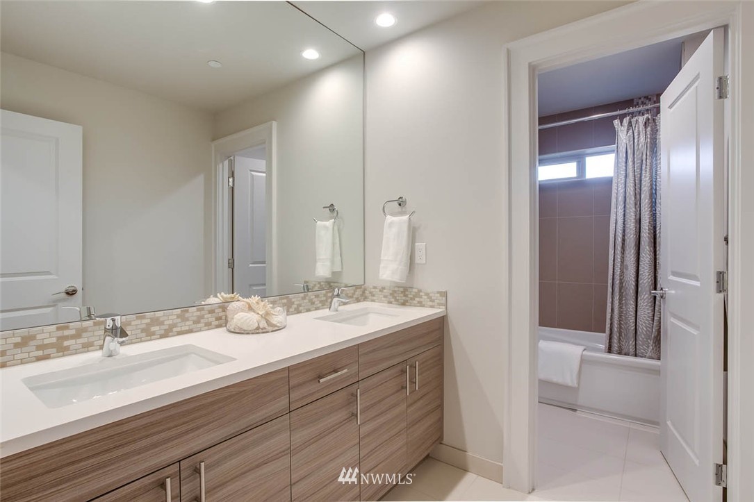 722 Pierce Avenue Northeast Renton, WA 98056 - Photo 21 of 25
