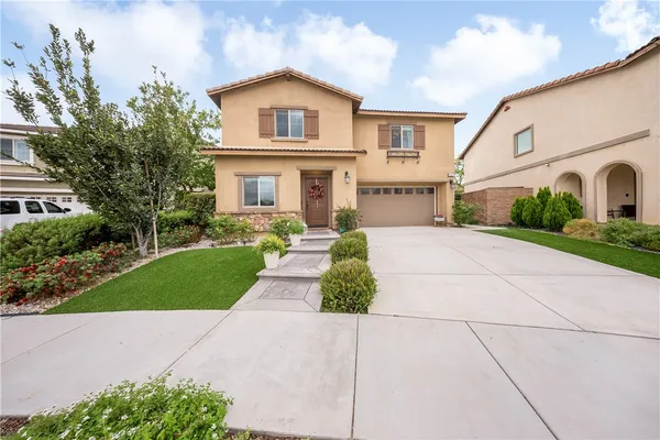 $649,900 | 6952 Amber Sky Way, Fontana, CA 92336