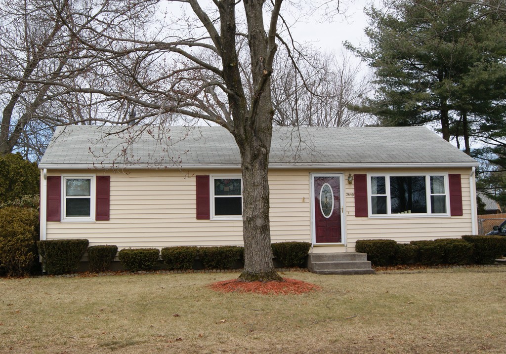 30 Kenneth Road Easthampton, MA 01027 - Photo 1 of 23 Gallery Image 1