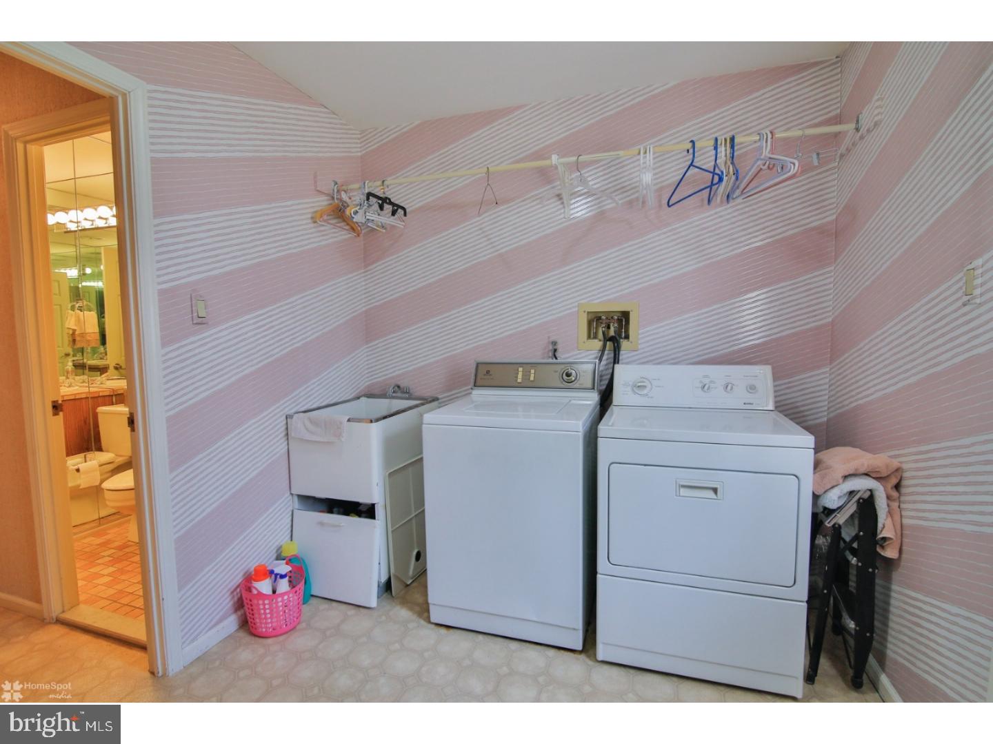1852 Melmar Road Huntingdon Valley, PA 19006 - Photo 11 of 25