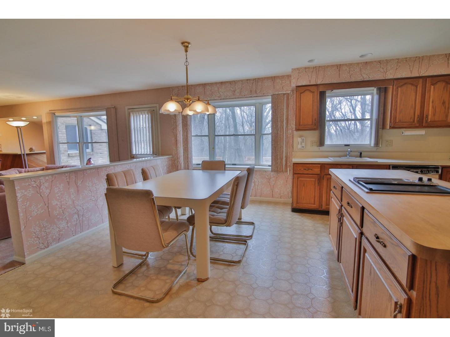 1852 Melmar Road Huntingdon Valley, PA 19006 - Photo 7 of 25