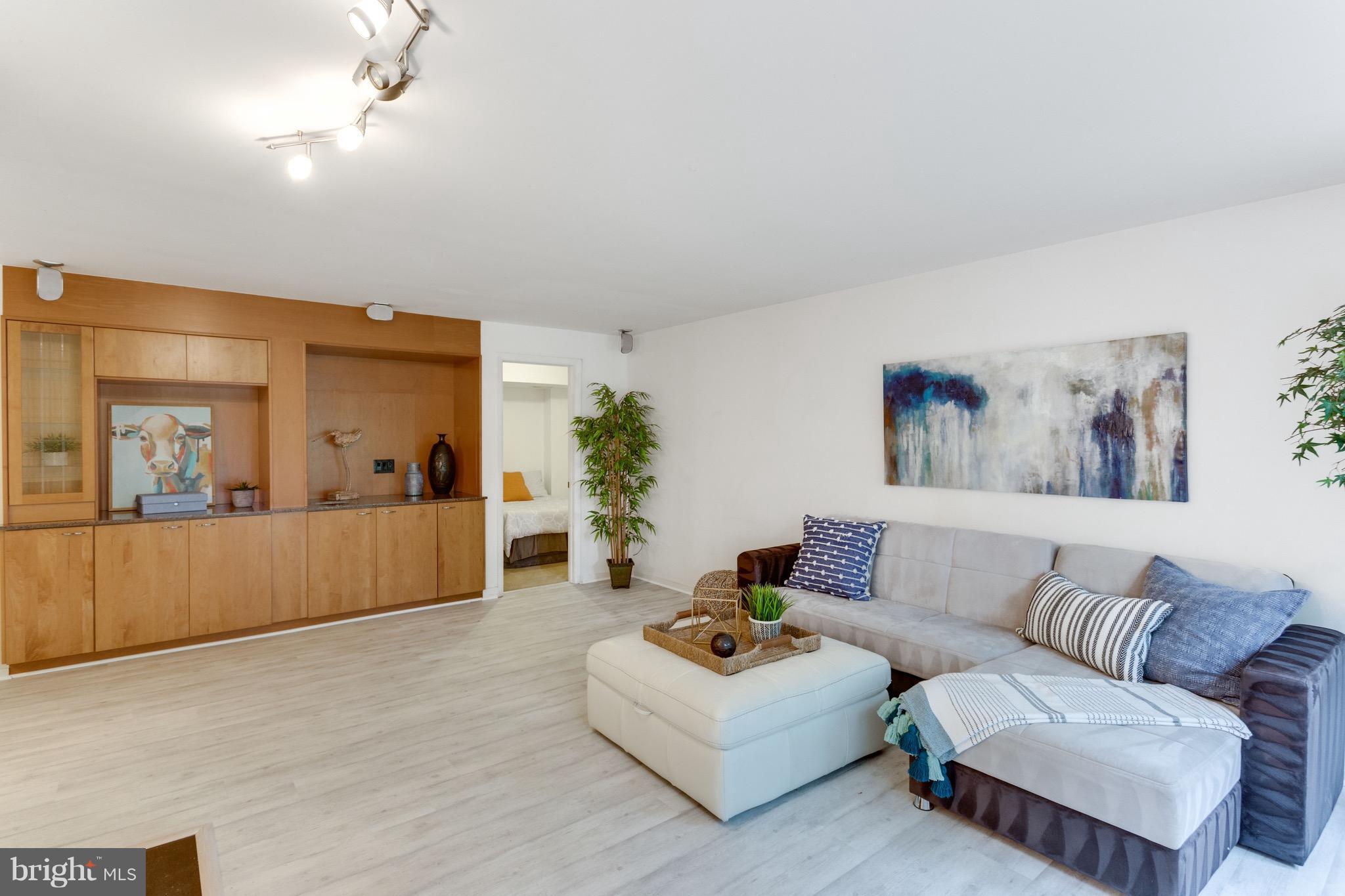 2046 Beacon Place Reston, VA 20191 - Photo 25 of 30 Basement TV area