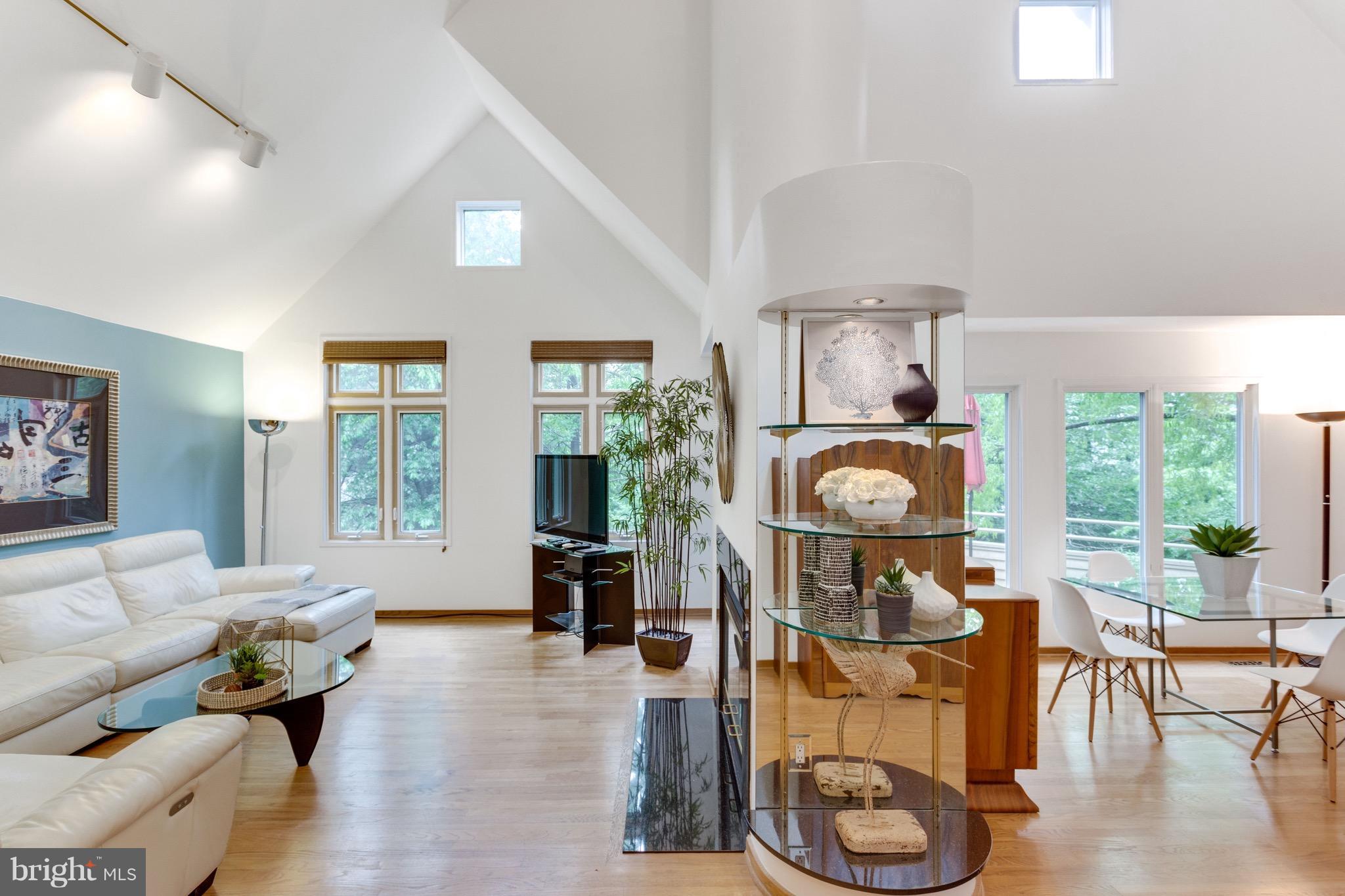 2046 Beacon Place Reston, VA 20191 - Photo 6 of 30 Family Room Boasts 2 Story Ceilings