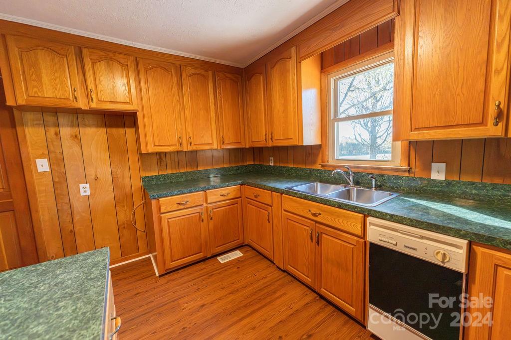 1250 Zeb Haynes Road Maiden, NC 28650 - Photo 9 of 16 Gallery Image 9