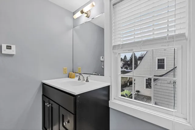 $14,000 | 31 Woodlawn Avenue, Madison, CT 06443