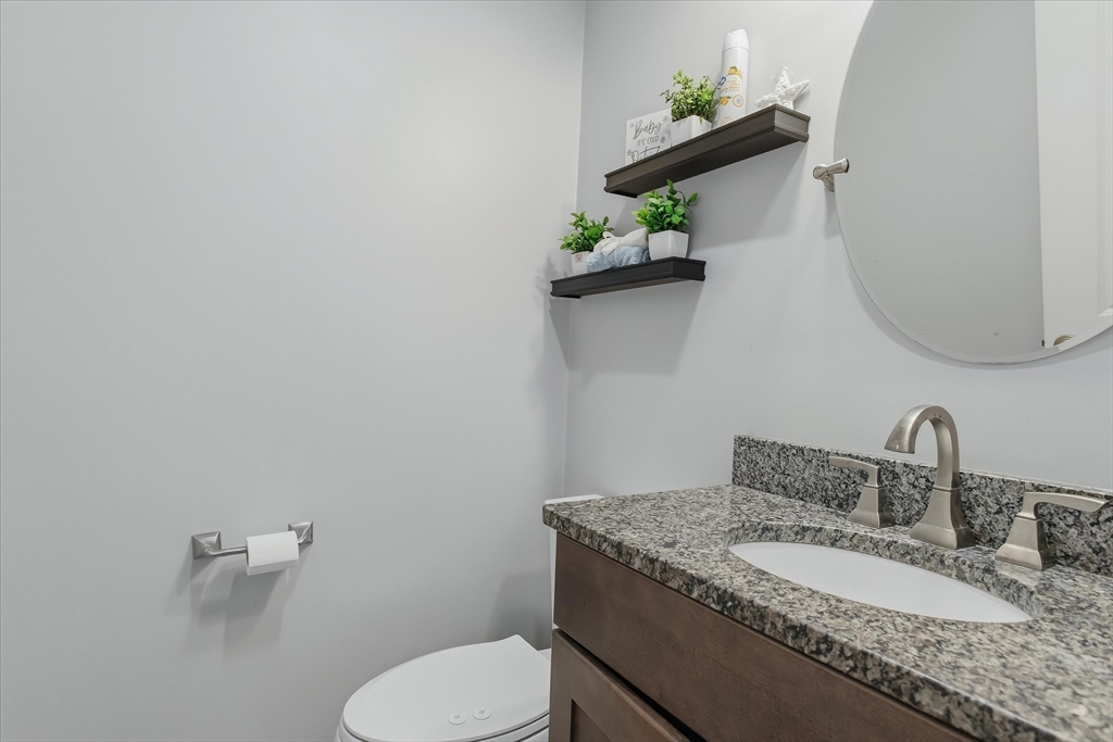 35 Shaw Street Lowell, MA 01851 - Photo 11 of 34