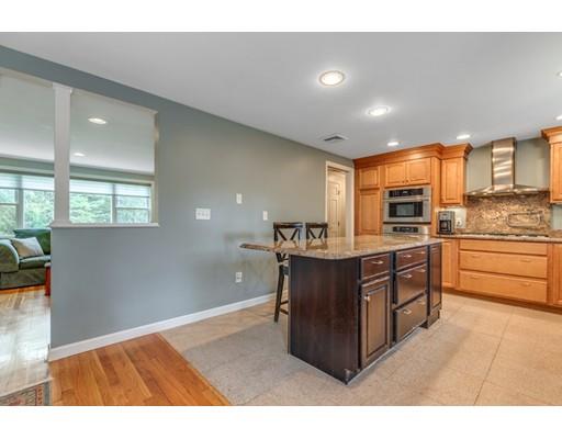 9 Norma Road Bedford, MA 01730 - Photo 5 of 27