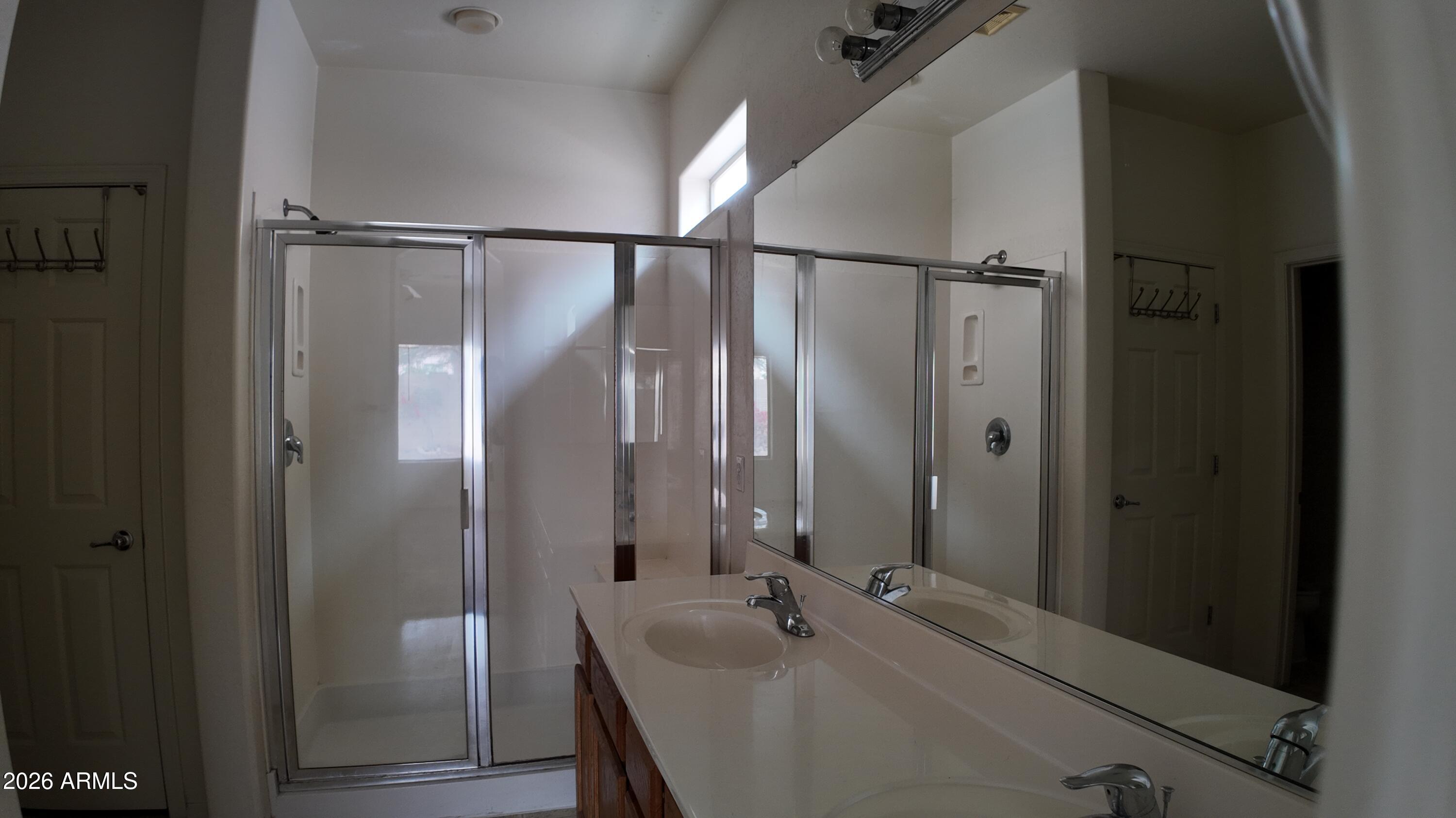 4614 West Cottontail Road Phoenix, AZ 85086 - Photo 11 of 14 Primary Ensuite