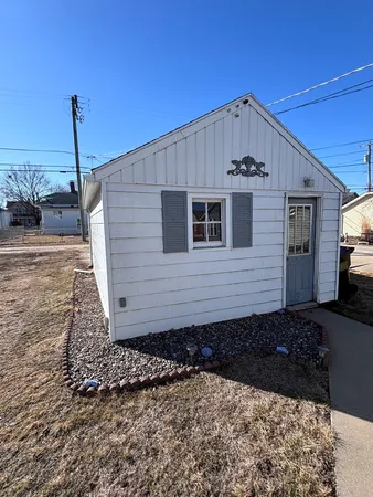 $153,000 | 918 14th Avenue, Fulton, IL 61252