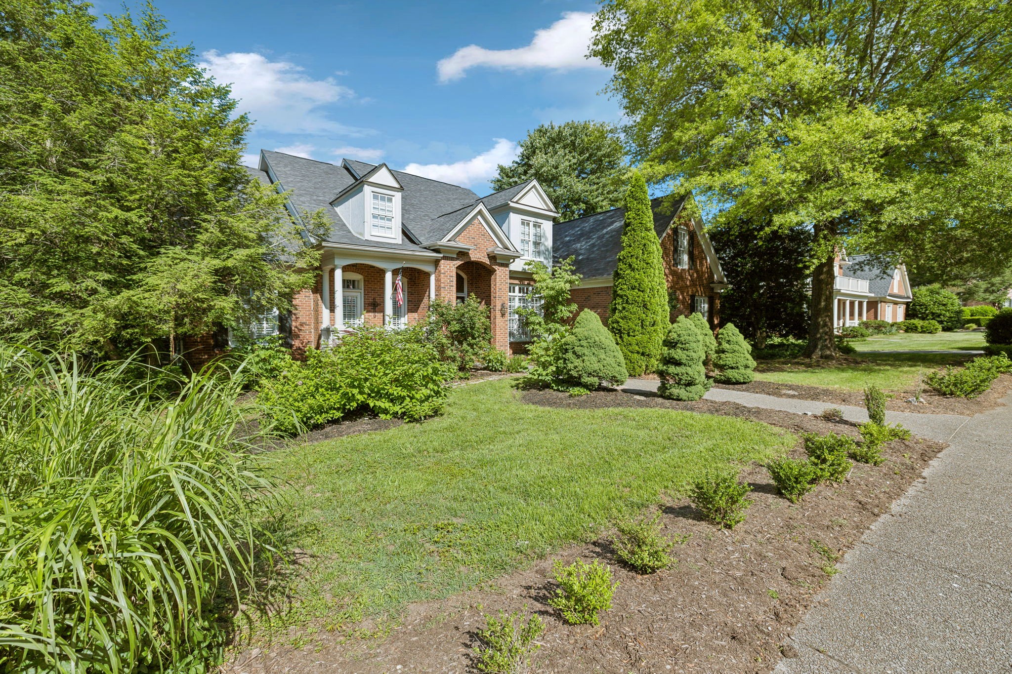 447 Autumn Lake Trail Franklin, TN 37067 - Photo 2 of 67