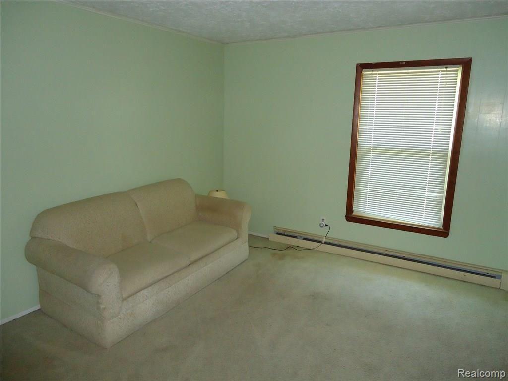 13092 Dunn Road Memphis, MI 48041 - Photo 5 of 12 DSC00124.JPG
