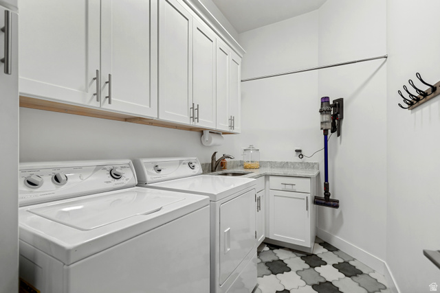 1912 Somerset Ridge Drive Draper, UT 84020 - Photo 25 of 45 Main Floor Laundry