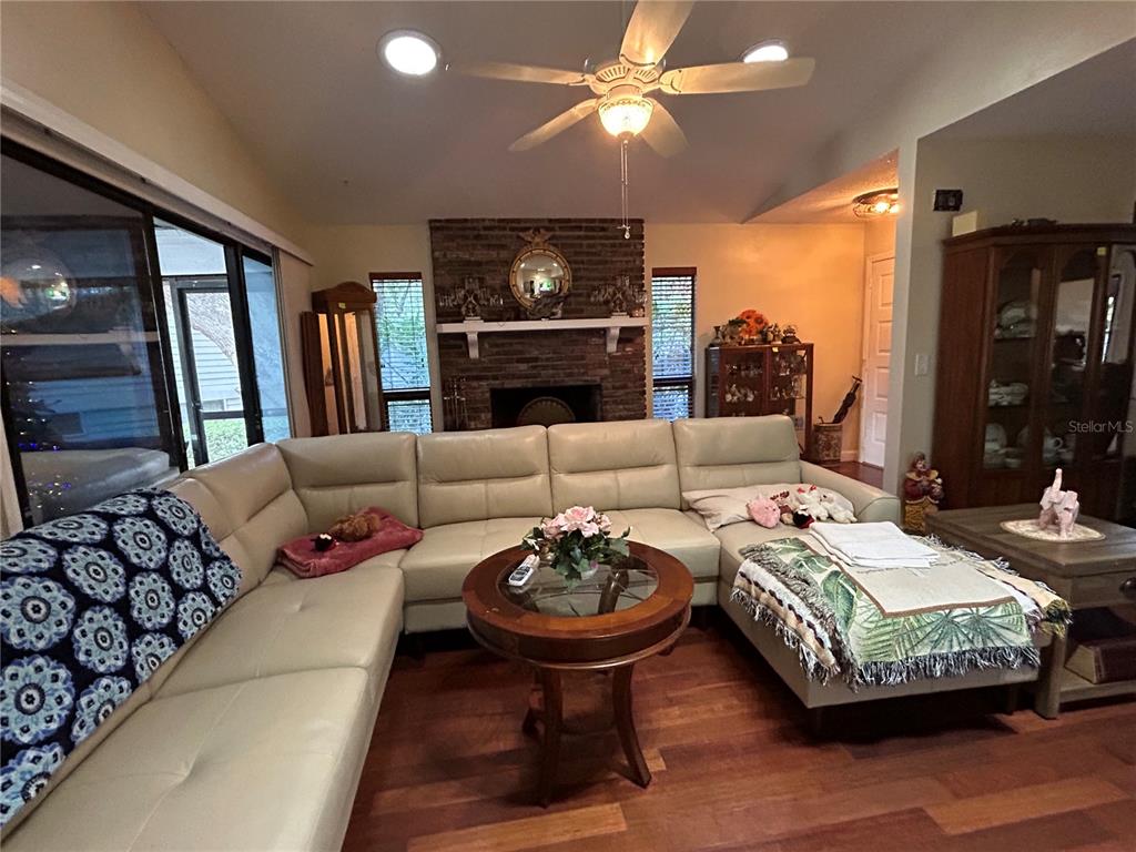 906 Village Green Road DeLand, FL 32720 - Photo 13 of 26