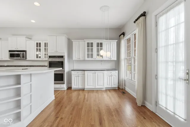 $699,900 | 5714 Opus Drive, Carmel, IN 46033