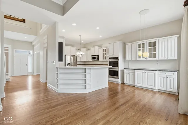 $699,900 | 5714 Opus Drive, Carmel, IN 46033