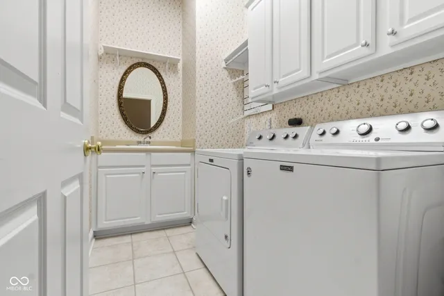 $699,900 | 5714 Opus Drive, Carmel, IN 46033