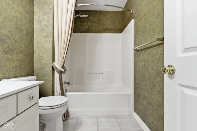 $699,900 | 5714 Opus Drive, Carmel, IN 46033