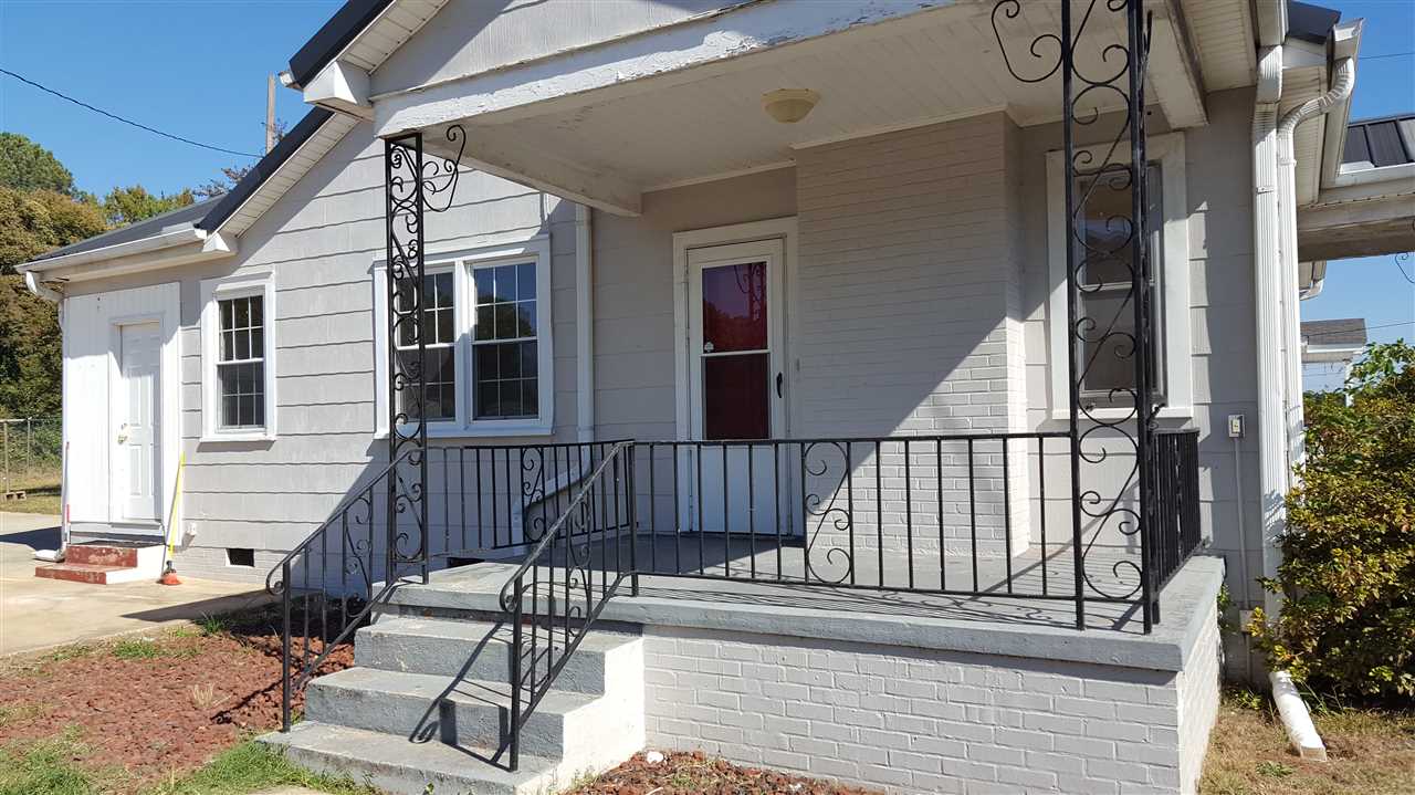 309 East Shockley Ferry Road Anderson, SC 29624 - Photo 2 of 11 Gallery Image 2