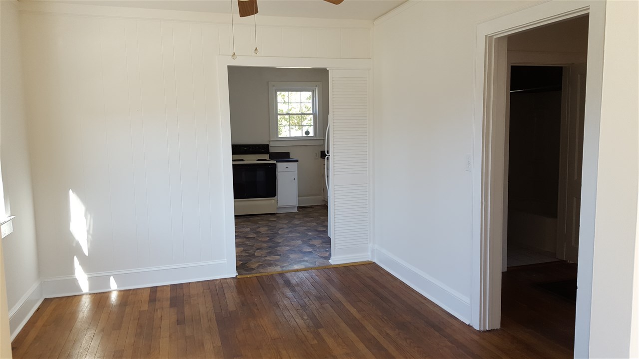 309 East Shockley Ferry Road Anderson, SC 29624 - Photo 5 of 11 Gallery Image 5