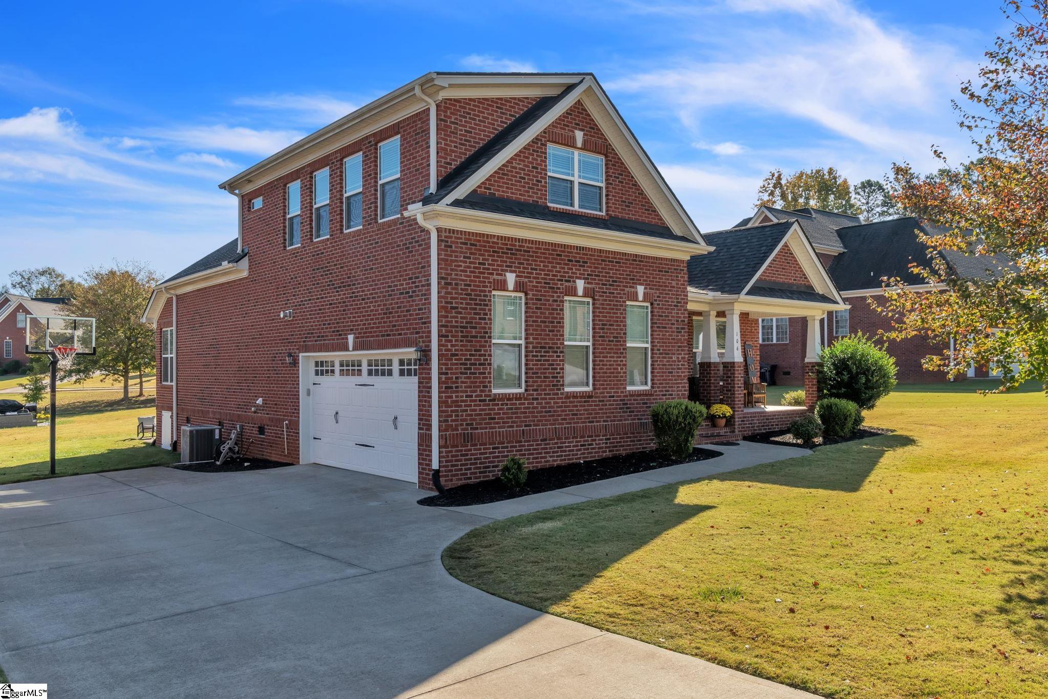 106 Bonaire Point Anderson, SC 29621 - Photo 2 of 31