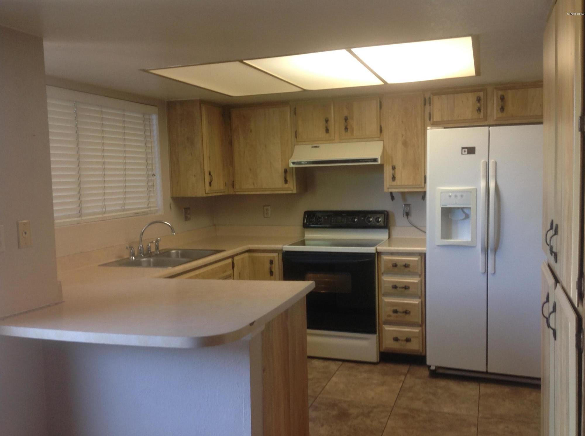 6730 South Rita Lane Tempe, AZ 85283 - Photo 3 of 16 IMG_1346