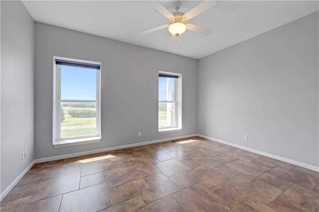 20660 Mission Road Stilwell, KS 66085 - Photo 31 of 67 Gallery Image 31