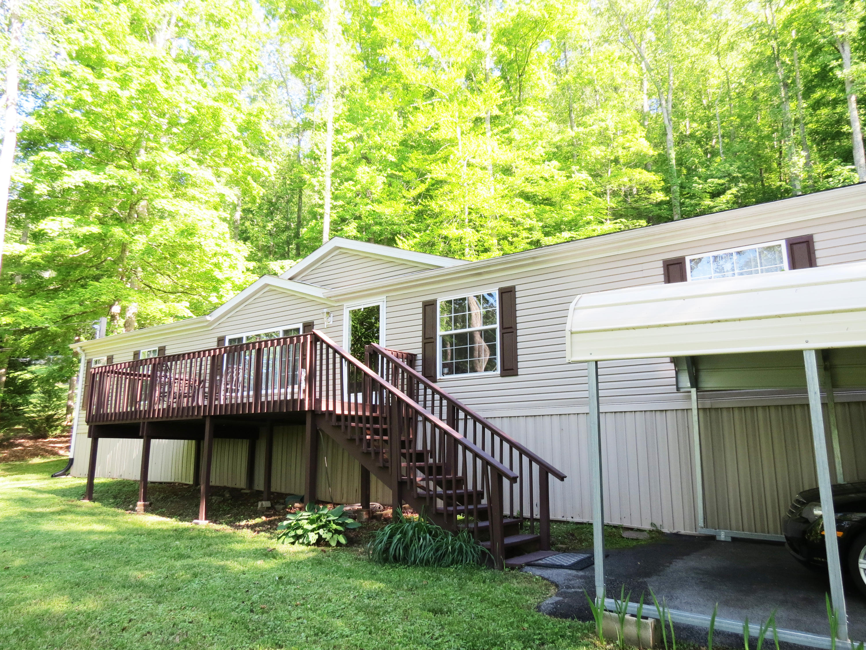 1225 Ridgeview Drive Clinton, TN 37716 - Photo 1 of 29 Ridgeview 3