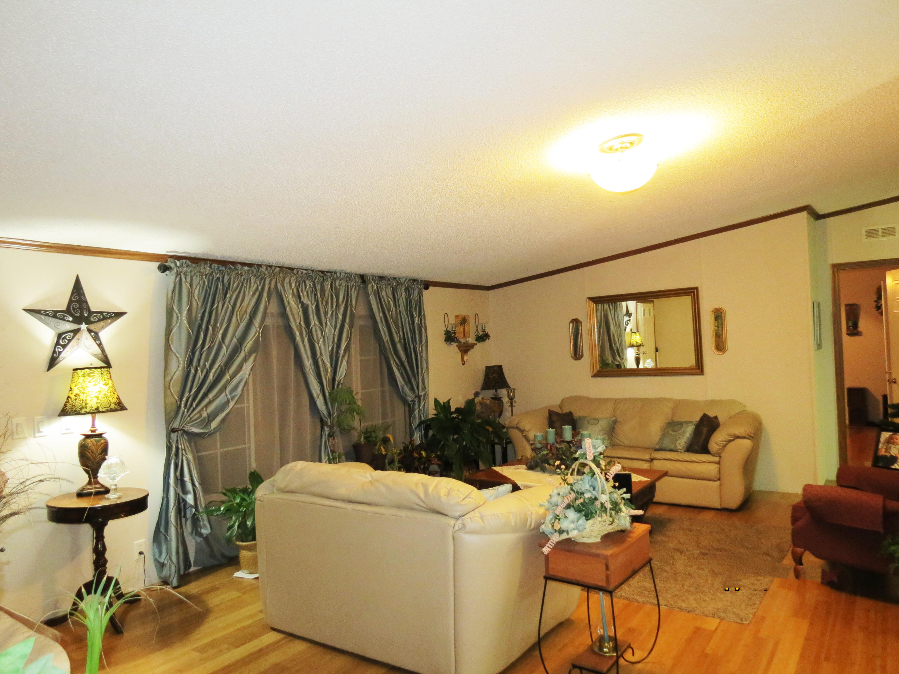 1225 Ridgeview Drive Clinton, TN 37716 - Photo 17 of 29 ridgeview inside 1