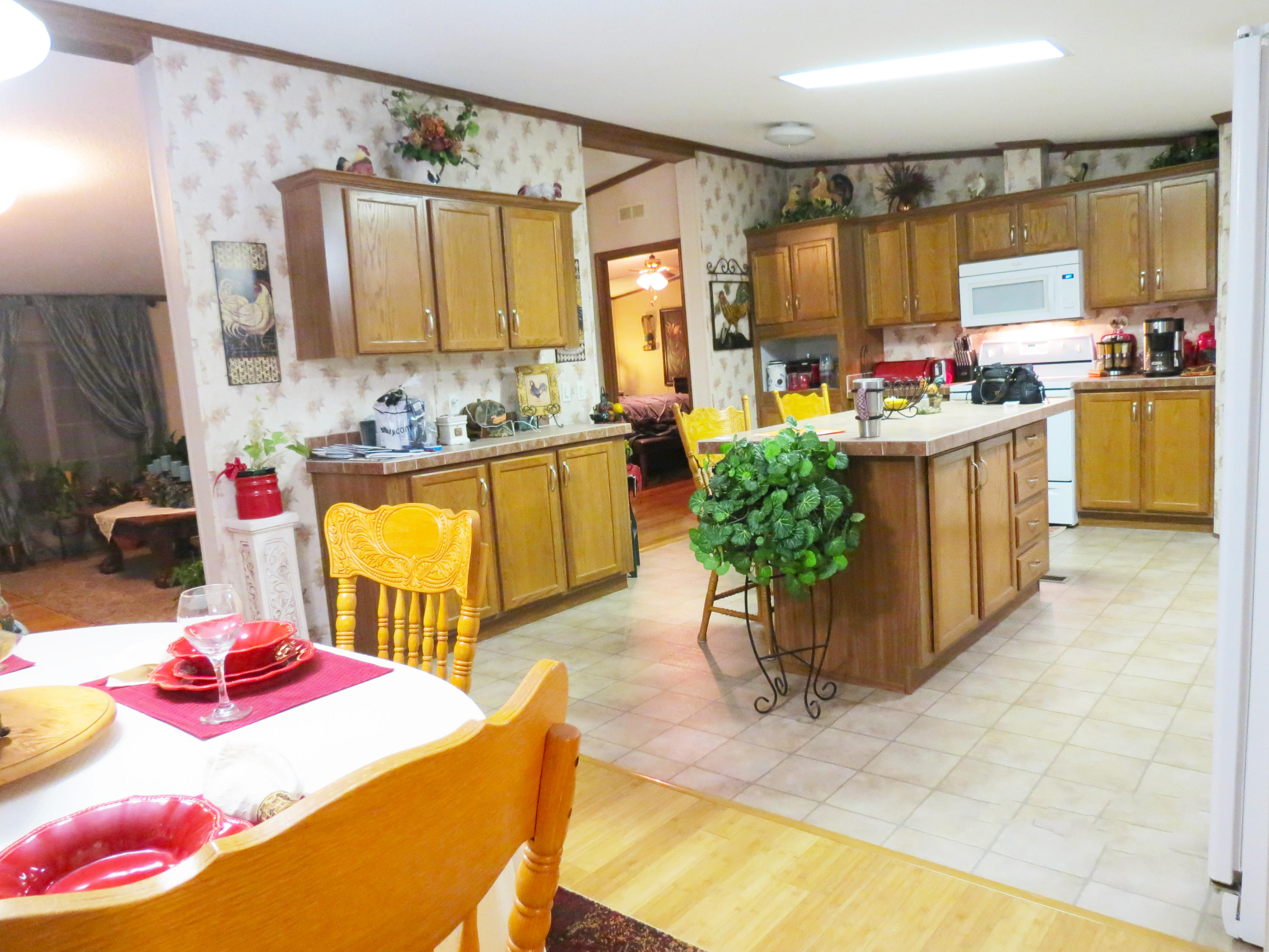 1225 Ridgeview Drive Clinton, TN 37716 - Photo 21 of 29 ridgeview inside 15