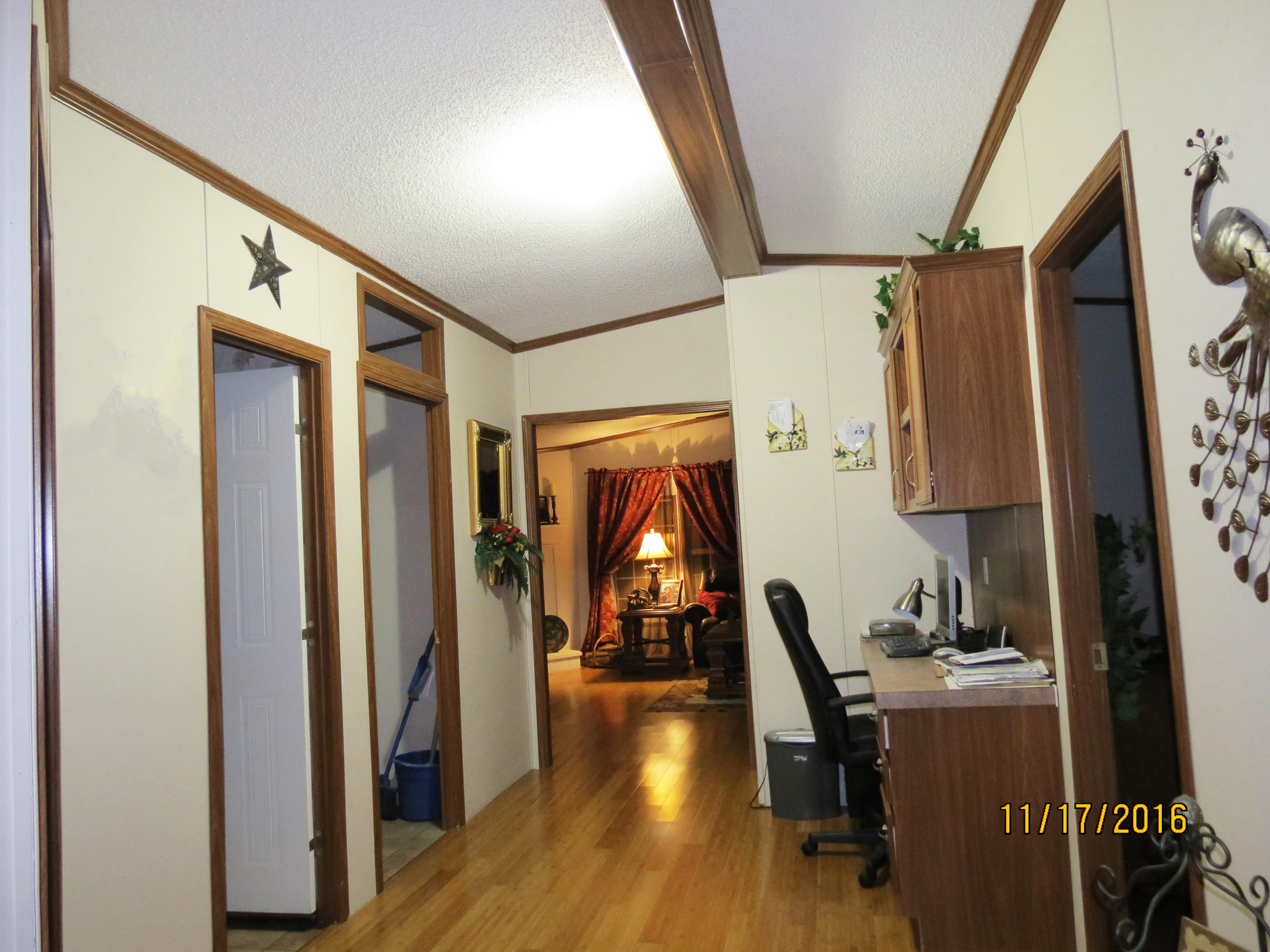 1225 Ridgeview Drive Clinton, TN 37716 - Photo 23 of 29 ridgeview inside 7