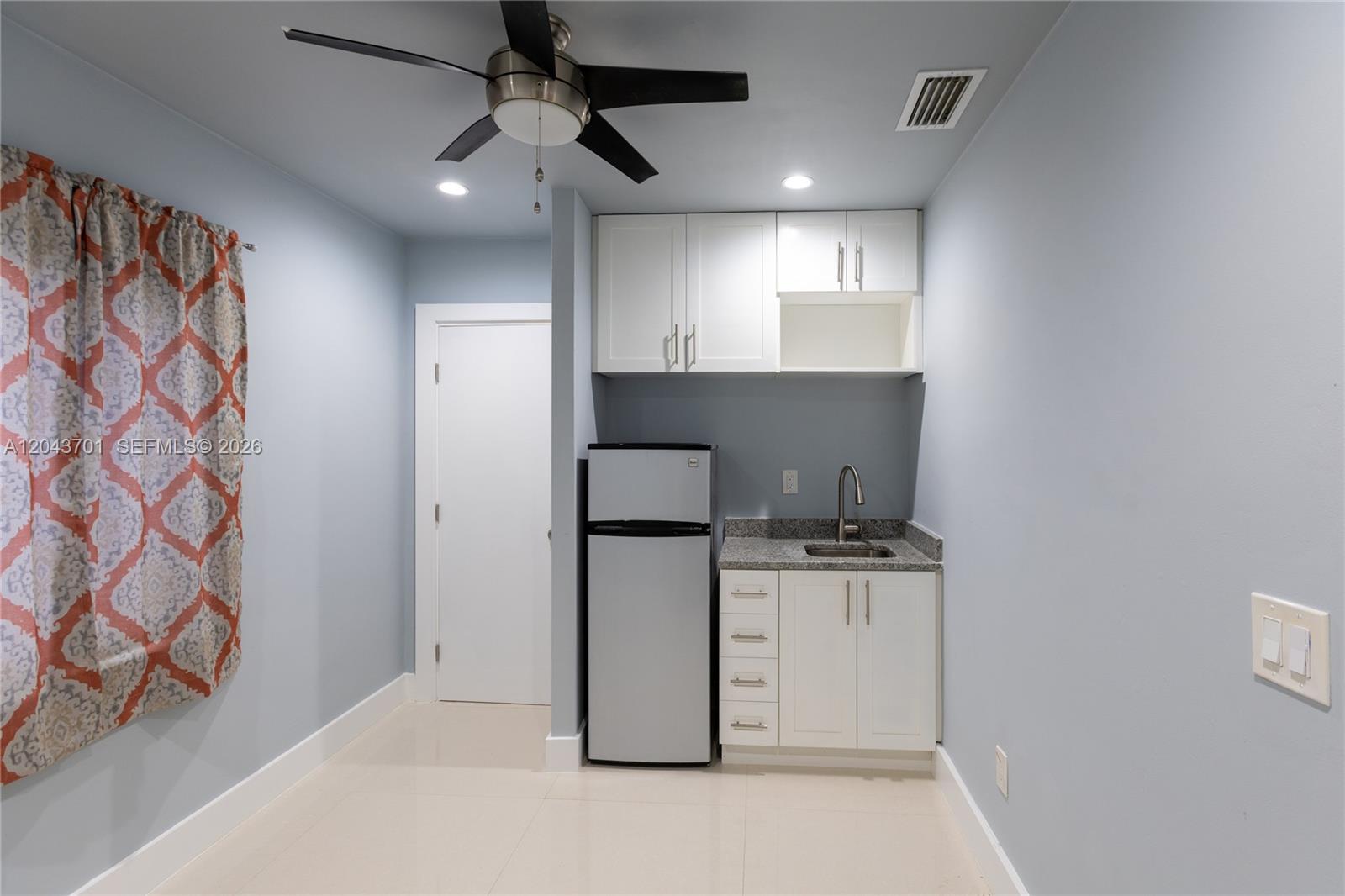 4538 Southwest 1st Street, Unit 2 Miami, FL 33134 - Photo 7 of 12