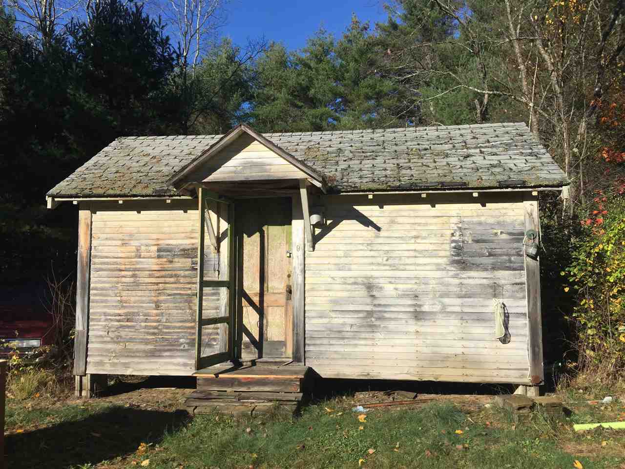 125 Clough Pond Road Loudon, NH 03307 - Photo 3 of 11 Gallery Image 3