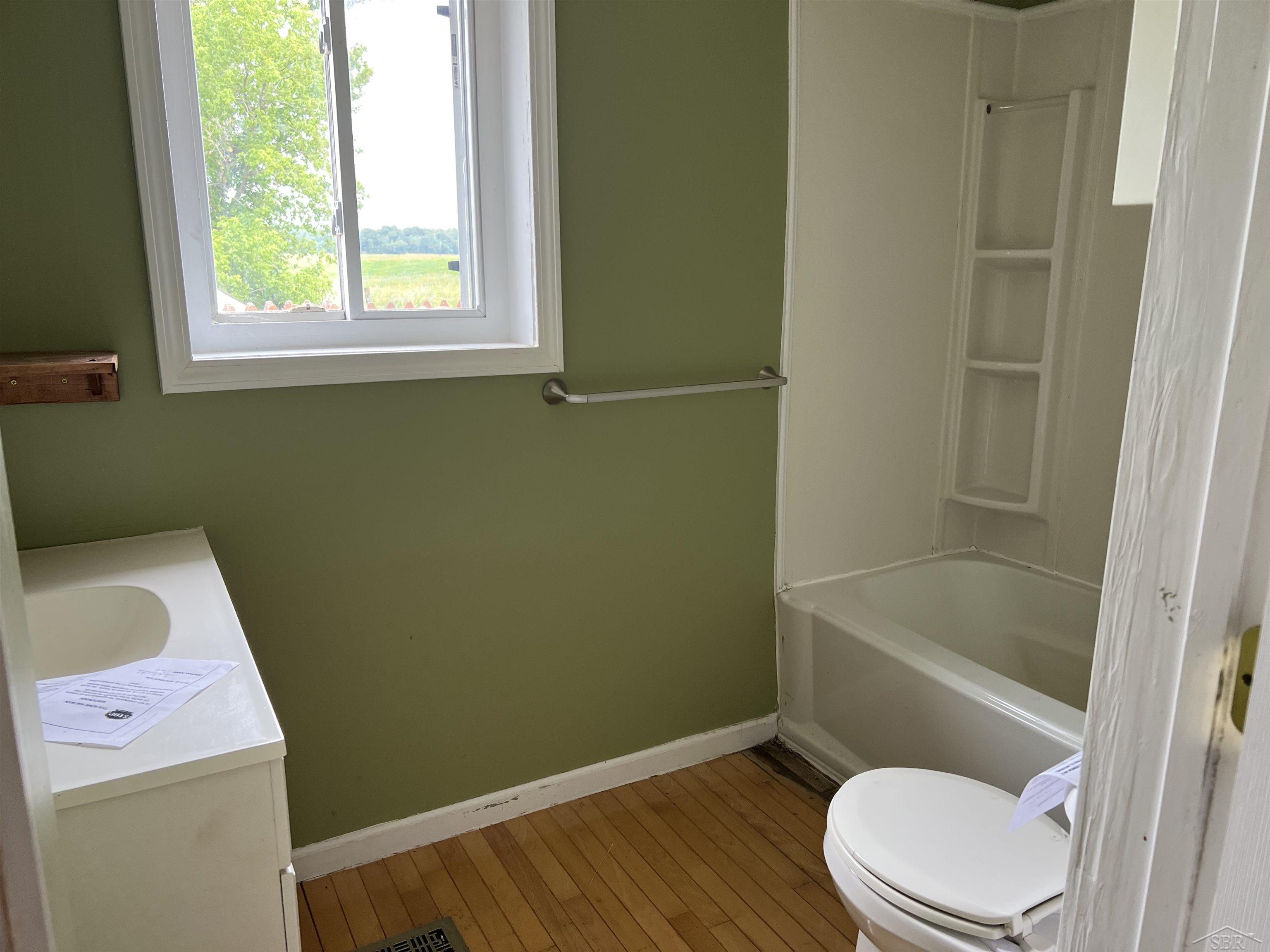 4034 North Eastman Road Midland, MI 48642 - Photo 10 of 17 Gallery Image 10
