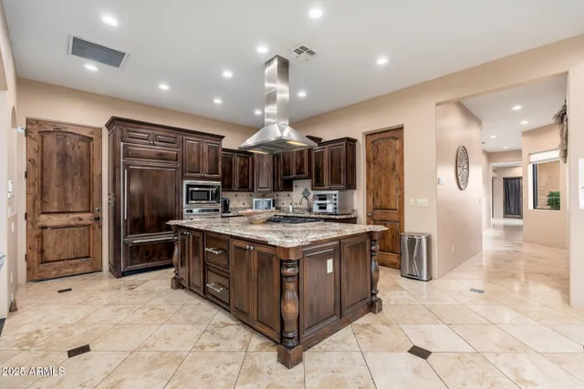 $2,480,000 | 13206 North 64th Street, Scottsdale, AZ 85254