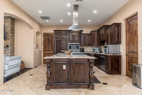 $2,300,000 | 13206 North 64th Street, Scottsdale, AZ 85254