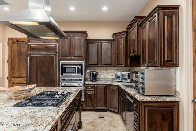 $2,480,000 | 13206 North 64th Street, Scottsdale, AZ 85254