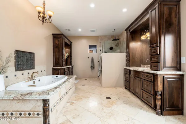 $2,300,000 | 13206 North 64th Street, Scottsdale, AZ 85254