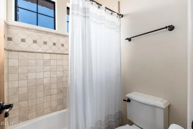 $2,480,000 | 13206 North 64th Street, Scottsdale, AZ 85254