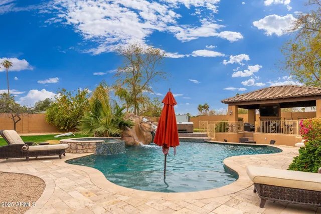 $2,480,000 | 13206 North 64th Street, Scottsdale, AZ 85254