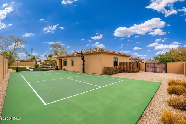 $2,480,000 | 13206 North 64th Street, Scottsdale, AZ 85254