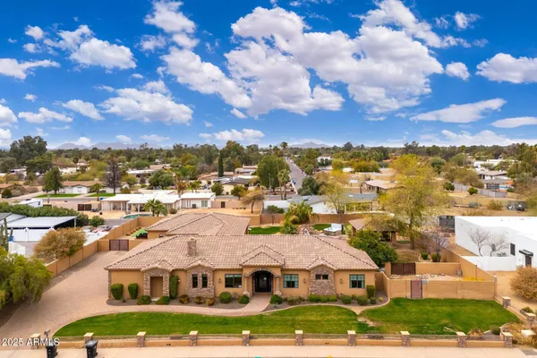 $2,300,000 | 13206 North 64th Street, Scottsdale, AZ 85254