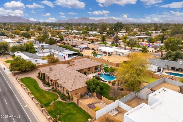 $2,300,000 | 13206 North 64th Street, Scottsdale, AZ 85254