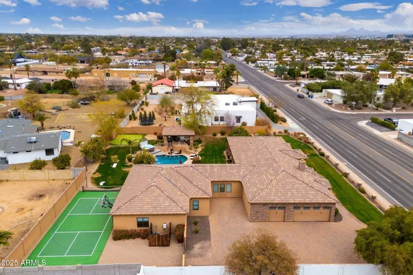 $2,300,000 | 13206 North 64th Street, Scottsdale, AZ 85254
