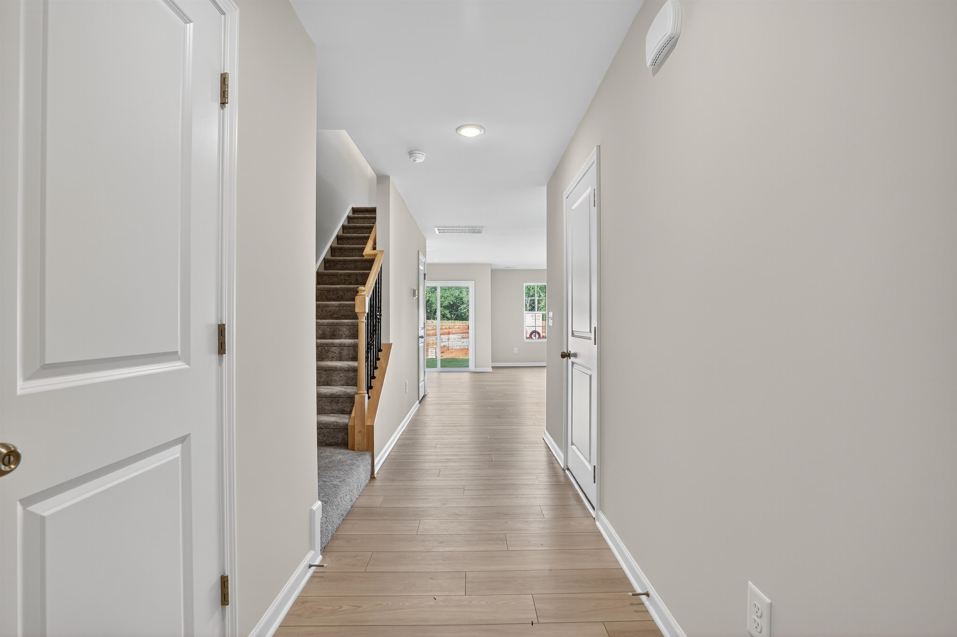 1350 Cattleman Acres Drive Inman, SC 29349 - Photo 4 of 22