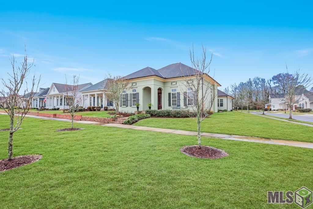 6304 Muir Street Baton Rouge, LA 70817 - Photo 31 of 36 FRONT VIEW