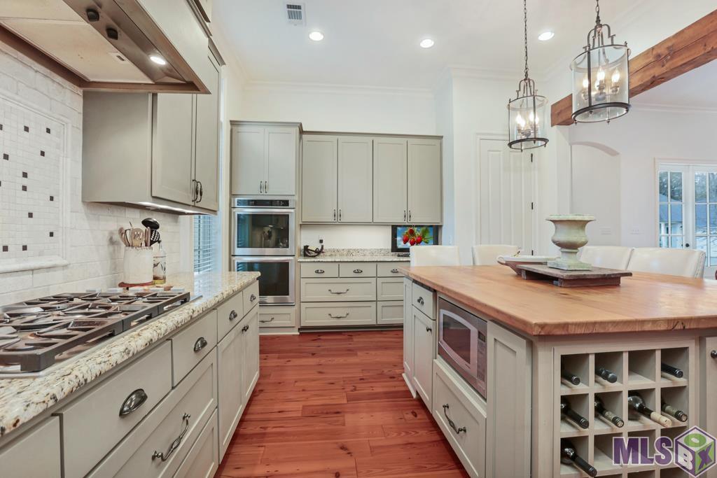 6304 Muir Street Baton Rouge, LA 70817 - Photo 7 of 36 KITCHEN WINE RACK
