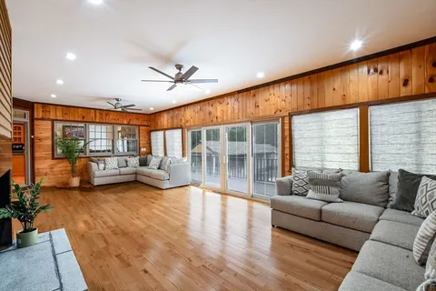 $1,099,000 | 219 Leonard Street, Acushnet, MA 02743