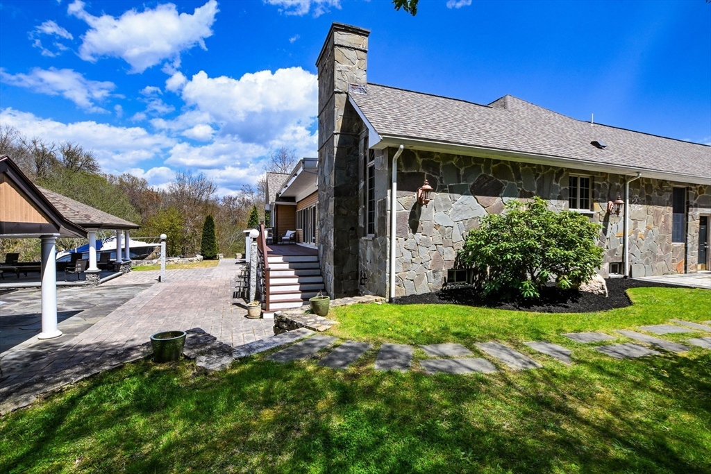 219 Leonard Street Acushnet, MA 02743 - Photo 31 of 41