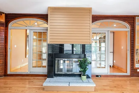 $1,099,000 | 219 Leonard Street, Acushnet, MA 02743