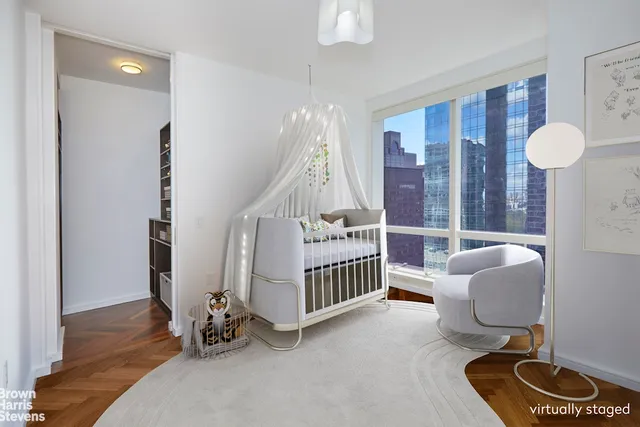 $4,300,000 | 230 West 56th Street, Unit 57C | Theater District